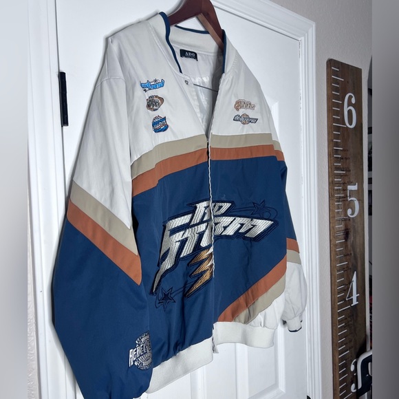 Red Storm Jacket with Embroidered Logos
Men’s Large - Picture 3 of 6